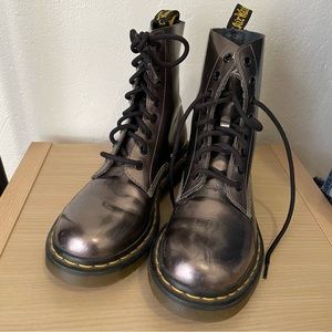 Dr. Martens, Size 7, Pascal style, in great shape!